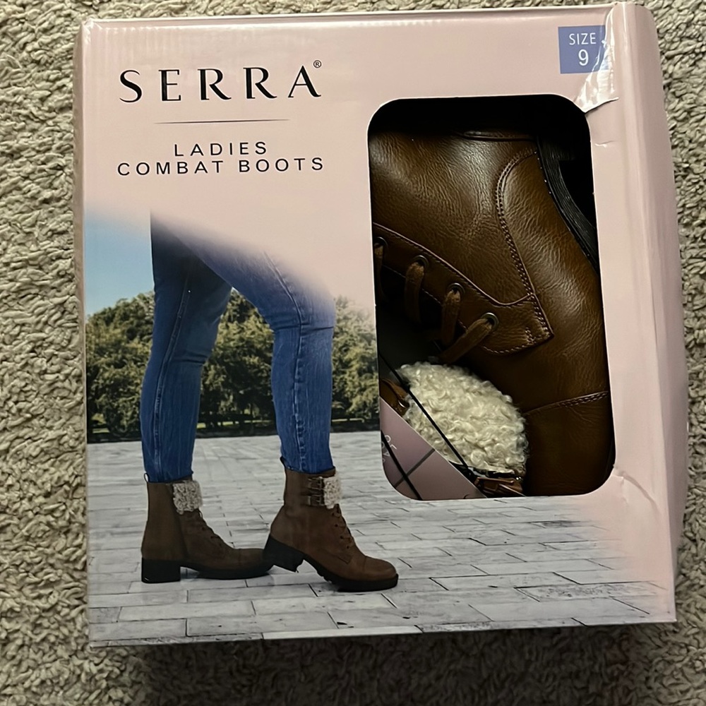 Serra Ladies Combat Boots